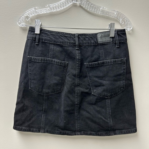 American Eagle Black Button Up Mini Jean Skirt - Picture 2 of 3